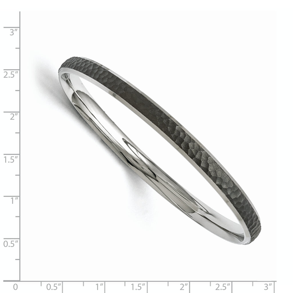Stainless Steel Polished/Laser Cut Black IP-plated Hammered Bangle Bracelet for Women