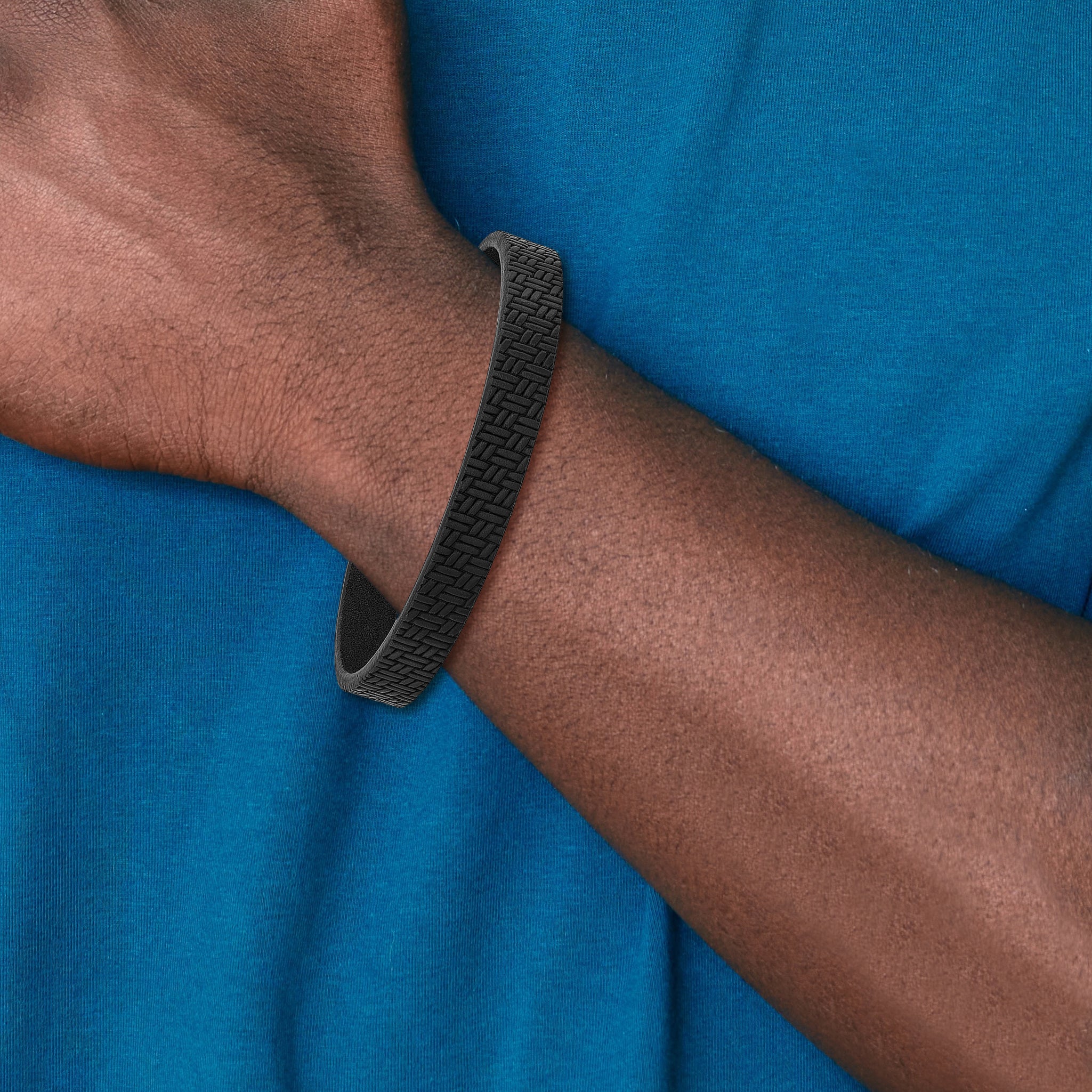 Stainless Steel Polished Textured Black Leather Bracelet for Men