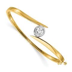 14k Two-tone Holds 1 carat 6.5mm Round Stone Hinged Oval Bangle Bracelet Mounting (No Stone Included)
