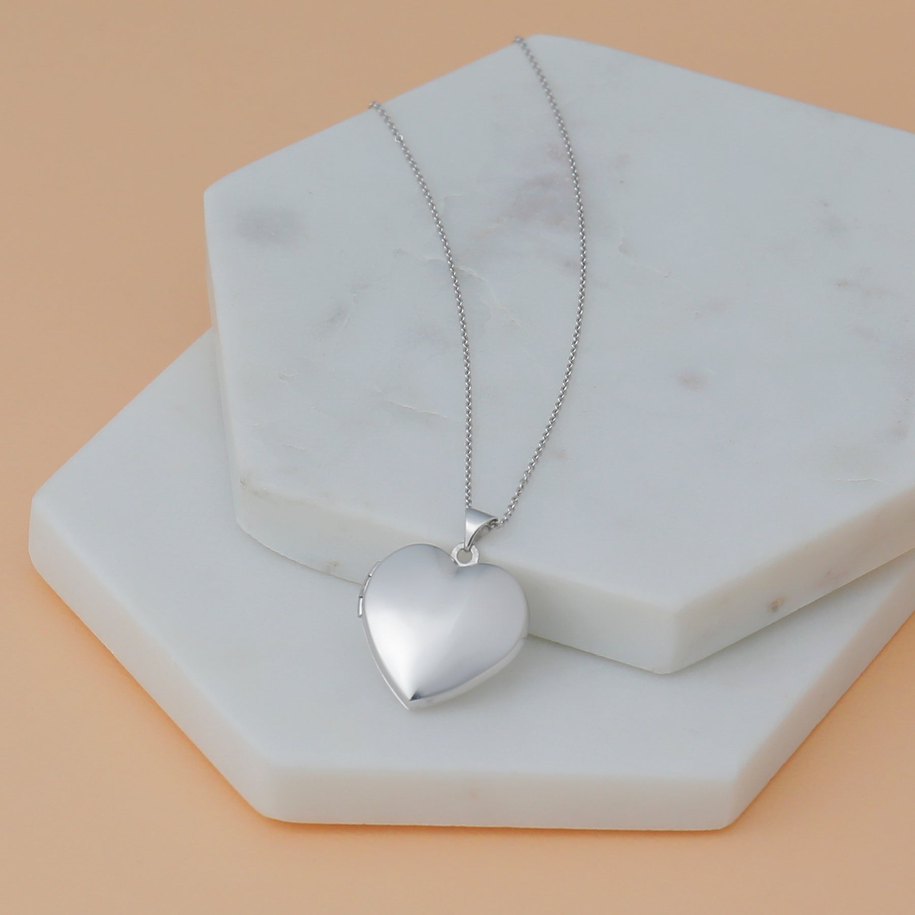 14K White Gold 18 inch .95mm Diamond-cut Cable with Lobster Clasp Chain