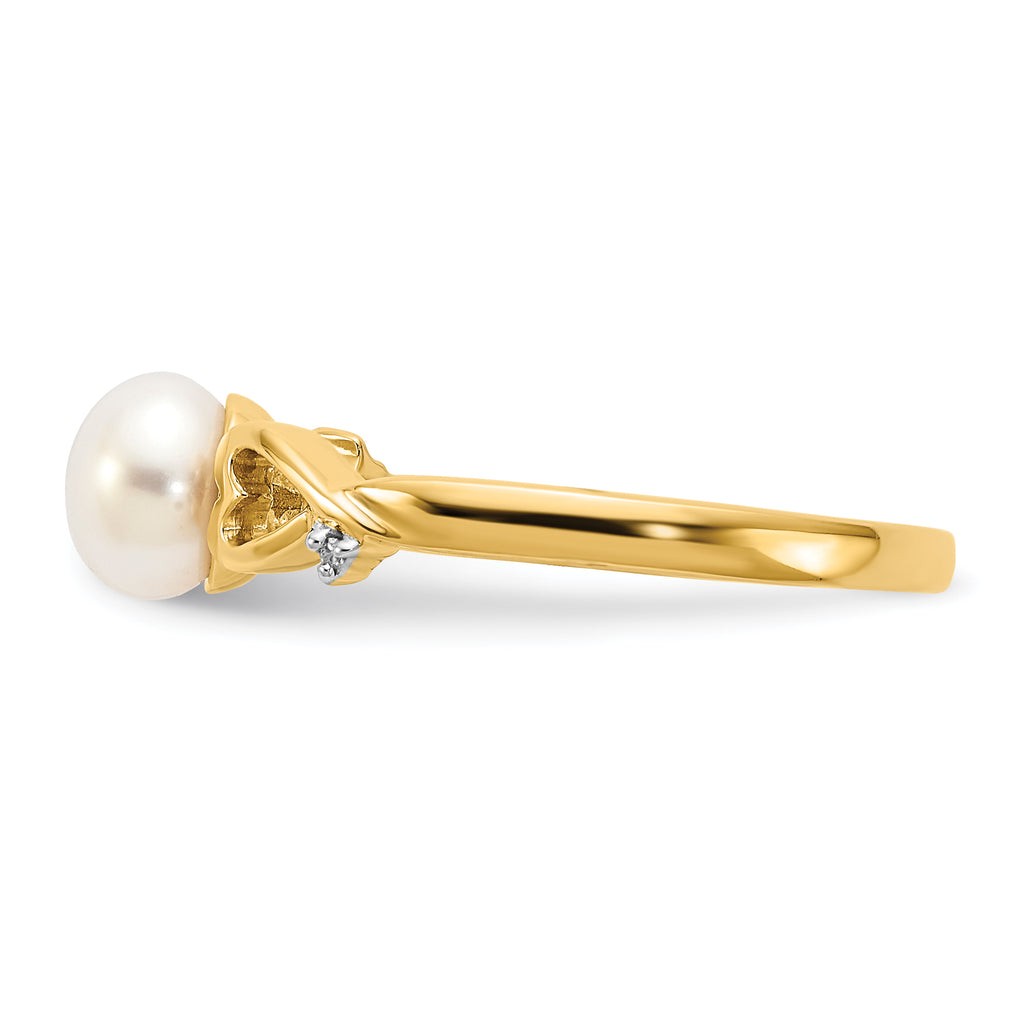 14k Diamond and Freshwater Cultured Pearl Heart Ring