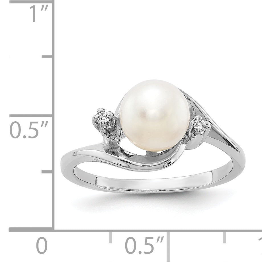 14k White Gold 7mm FW Cultured Pearl AA Diamond ring