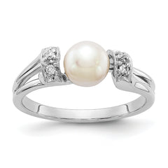 14k White Gold 6mm FW Cultured Pearl AA Diamond Ring