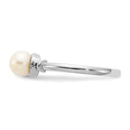 14k White Gold 5mm FW Cultured Pearl AA Diamond ring