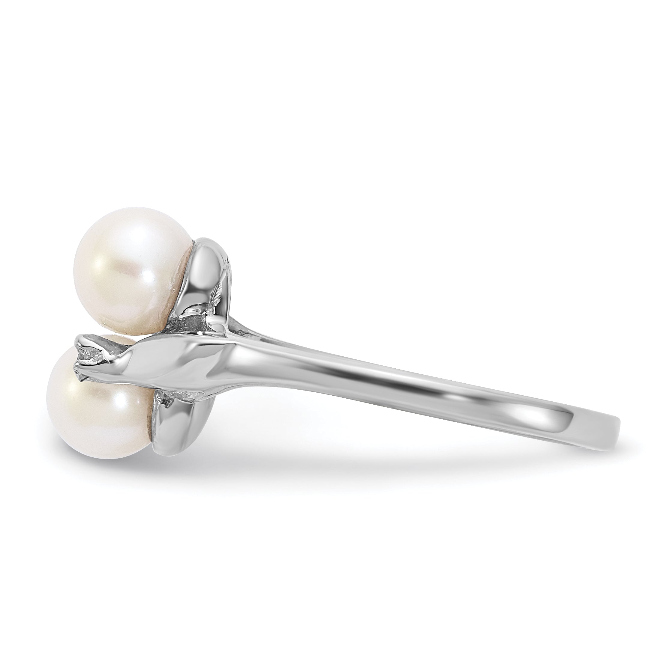 14k White Gold 5mm FW Cultured Pearl AA Diamond ring