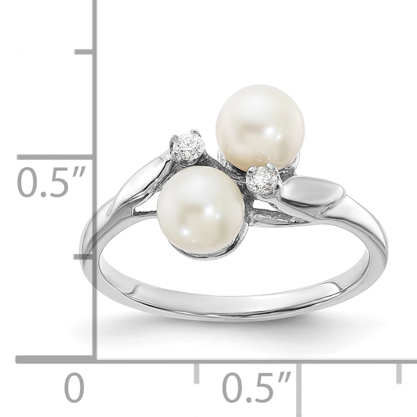 14k White Gold 5mm FW Cultured Pearl AA Diamond ring
