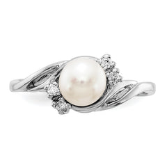 14k White Gold 6mm FW Cultured Pearl AA Diamond Ring