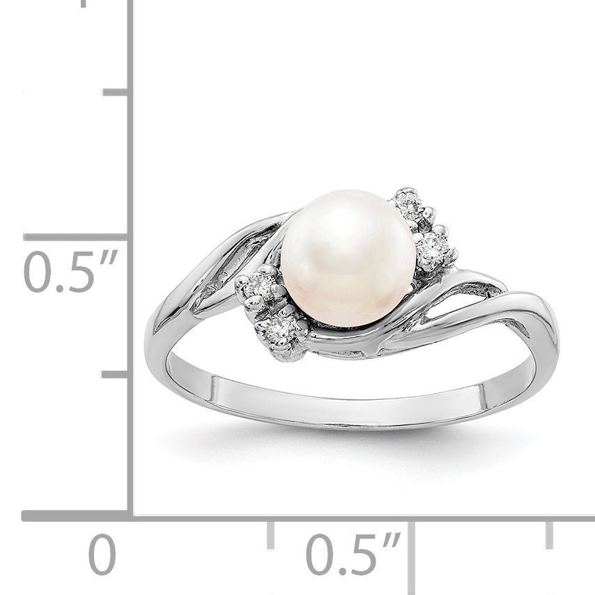 14k White Gold 6mm FW Cultured Pearl AA Diamond Ring