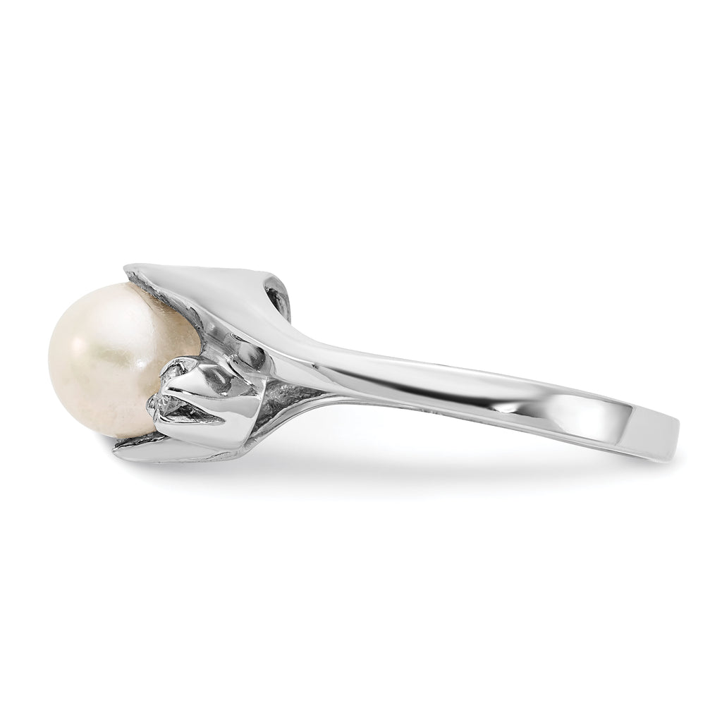 14k White Gold 6mm FW Cultured Pearl AA Diamond ring