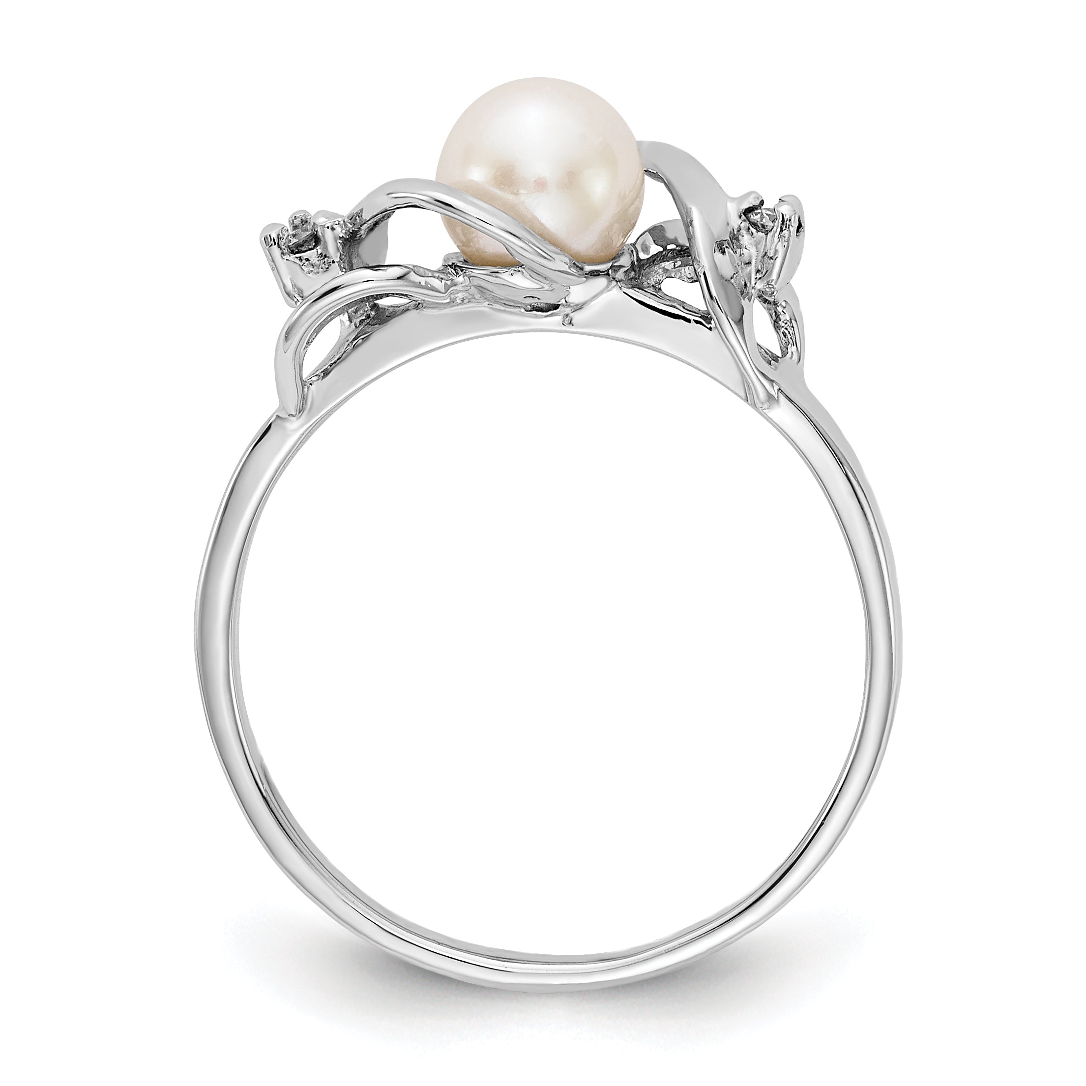 14k White Gold 5.5mm FW Cultured Pearl AA Diamond ring