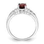 14k White Gold 7x5mm Oval Garnet ring