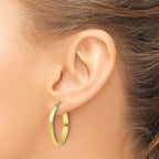 Diamond-Cut Oval Hoop Earrings in 14K Yellow Gold
