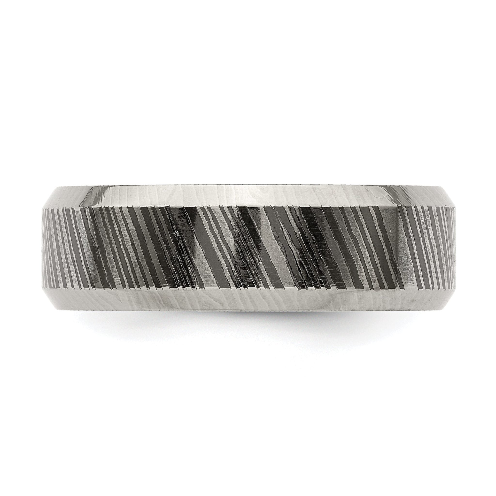 Beveled-Edge Comfort-Fit Wedding Band in Titanium, 7mm
