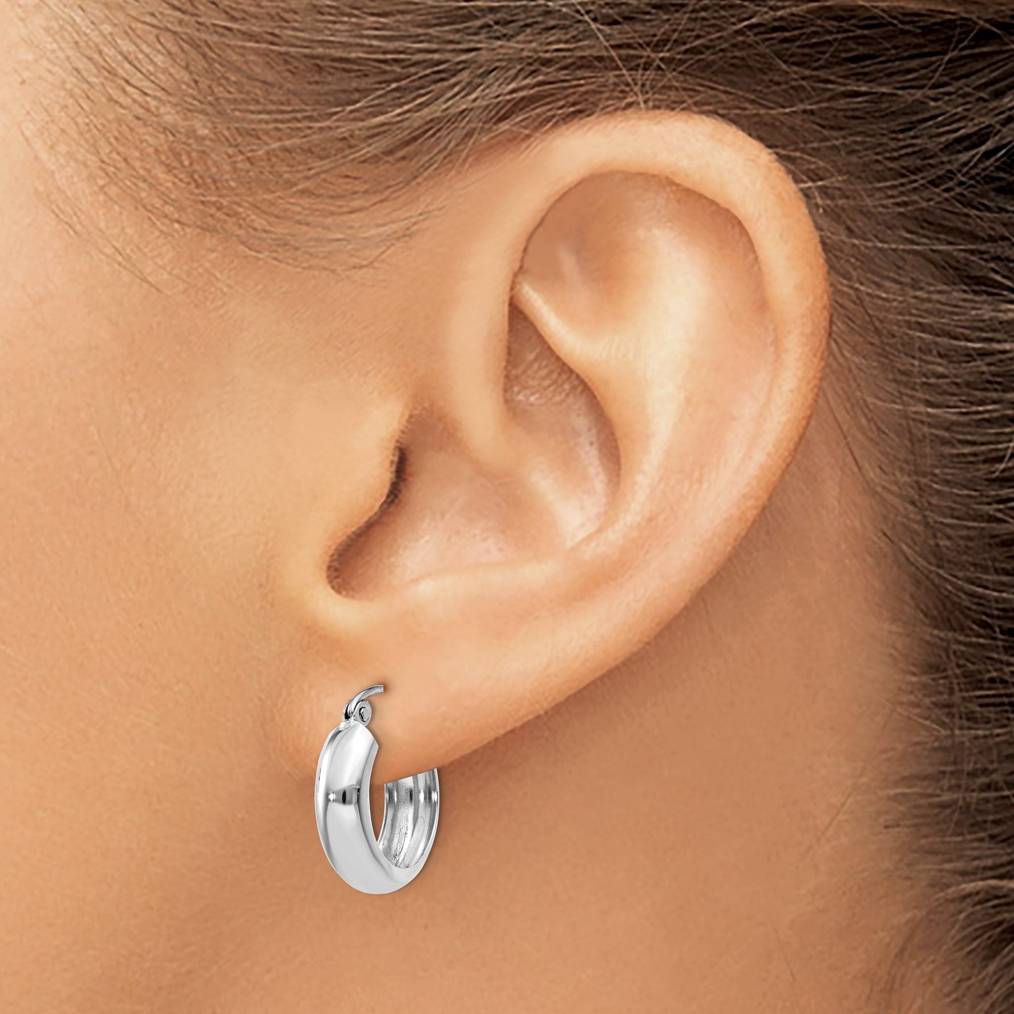 14k White Gold 4mm Round Hoop Earrings