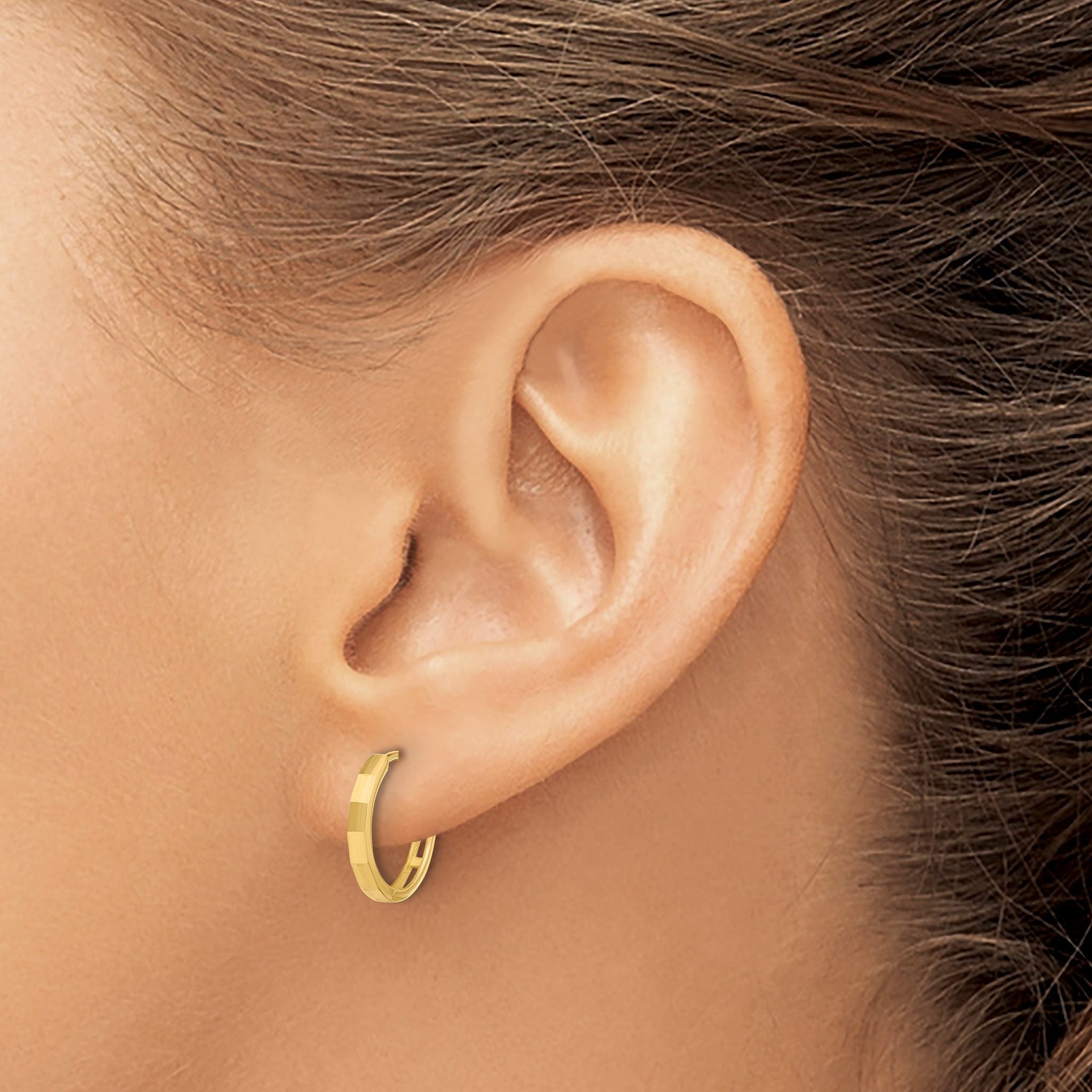 14K Polished and Diamond-cut Hinged Hoop Earrings