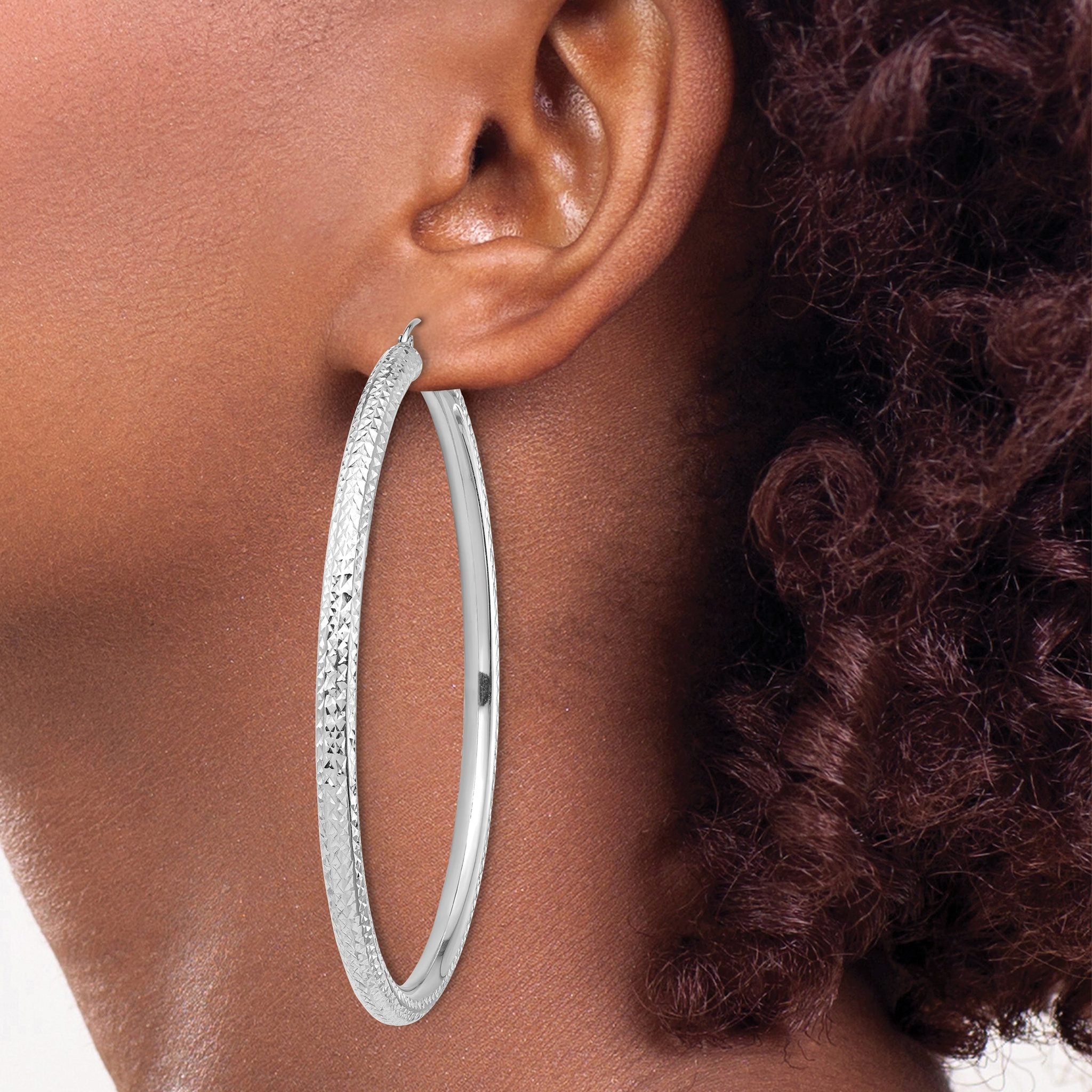 14k White Gold Diamond-cut 4x70mm Lightweight Round Tube Hoop Earrings
