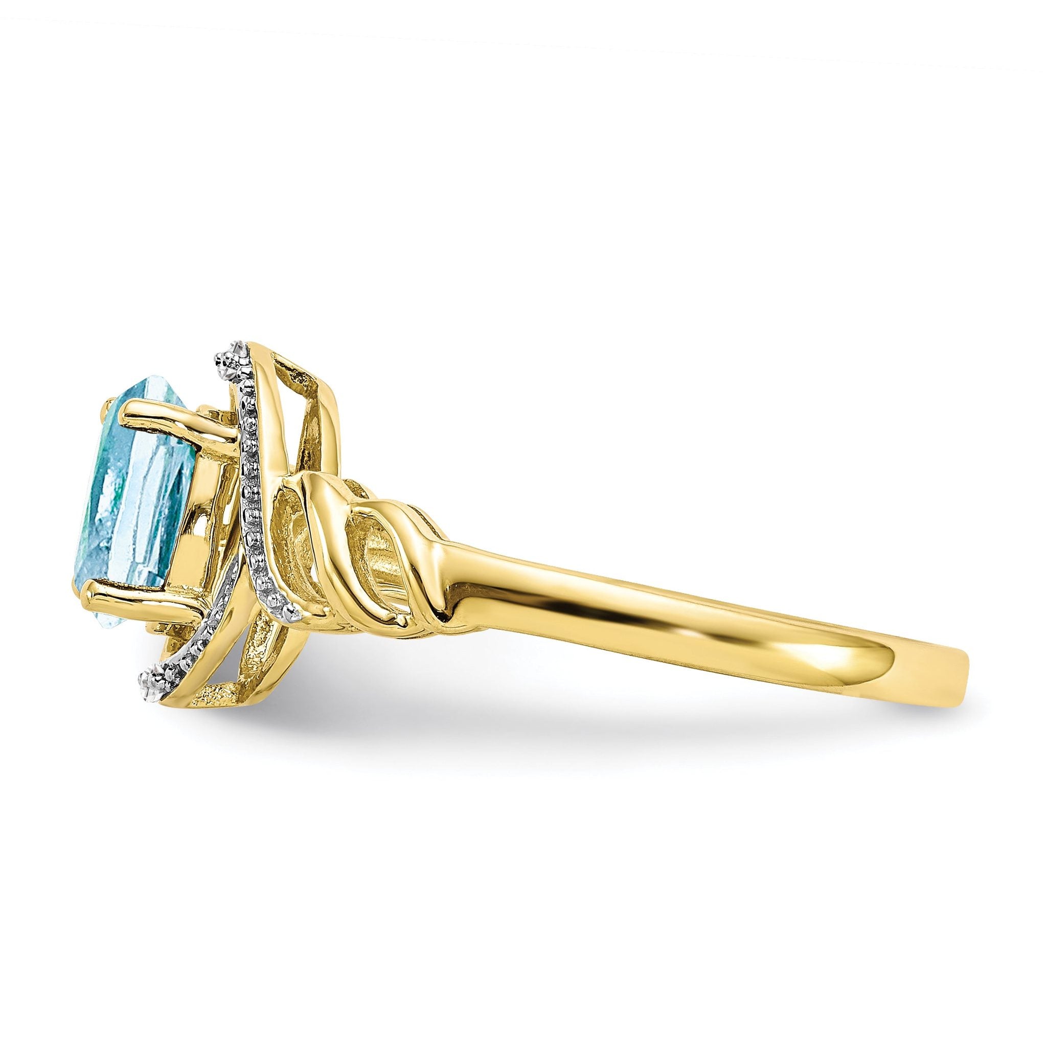 10K Aquamarine and Diamond Ring