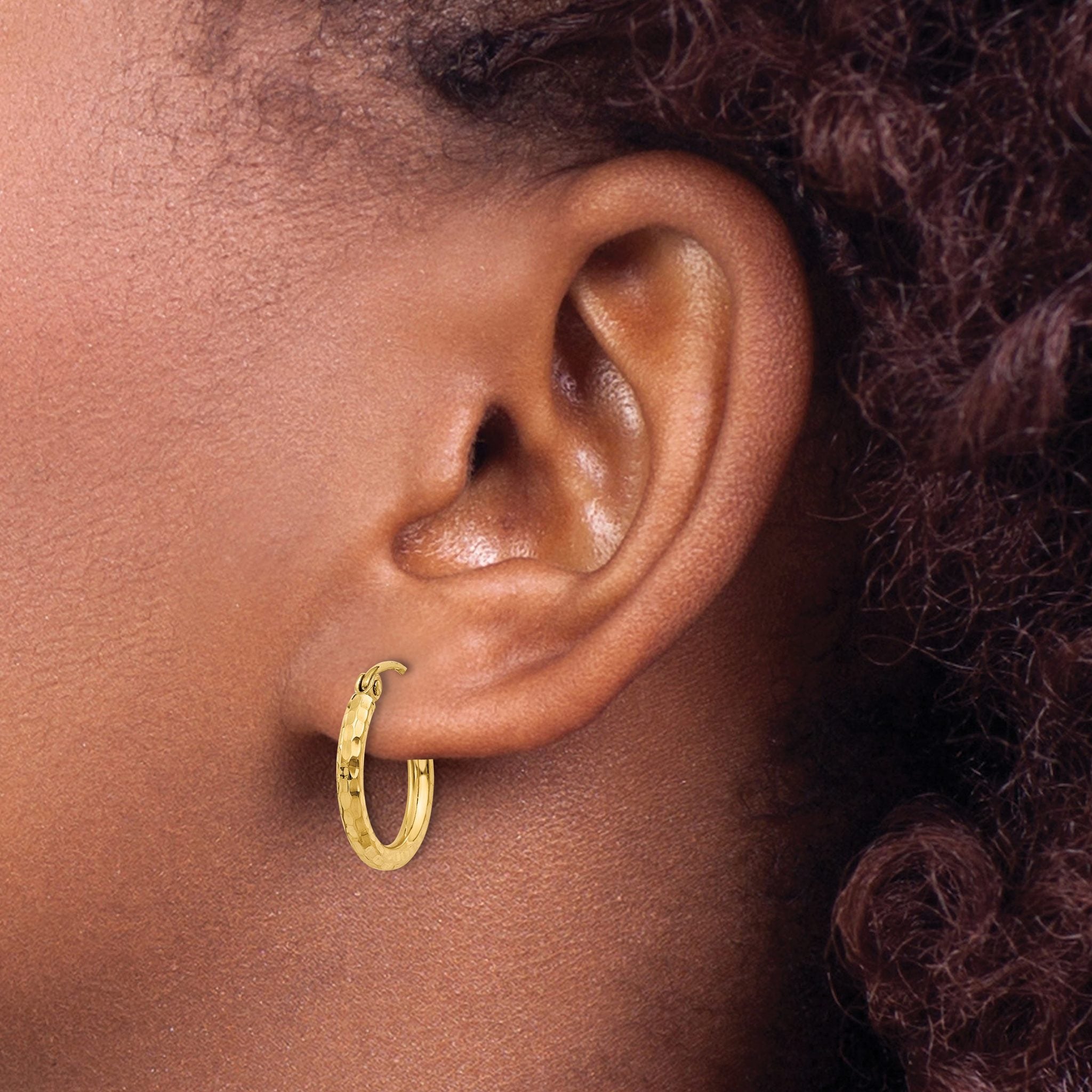 14k Diamond-cut 2mm Round Tube Hoop Earrings