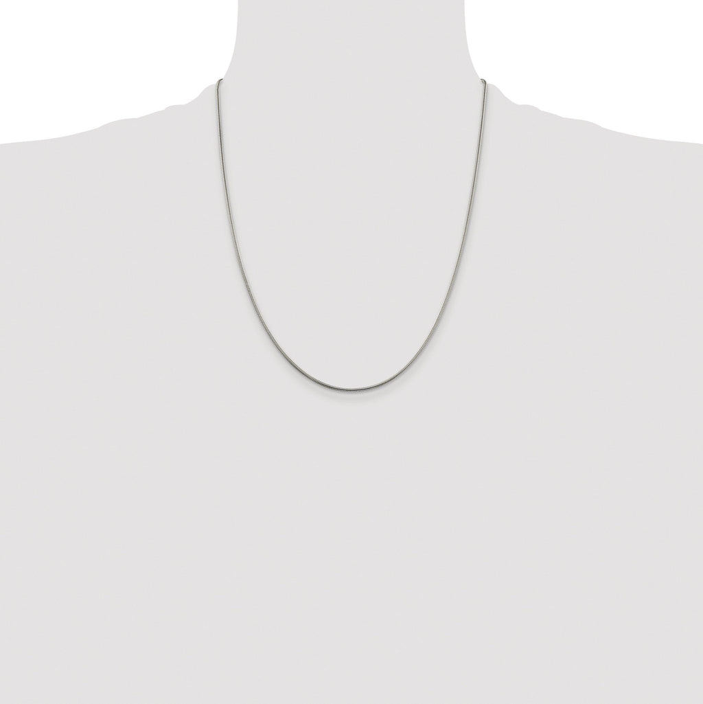 Polished Snake Chain Necklace in Sterling Silver, 1.5mm