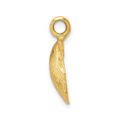 10k Seashell Pendant