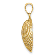 10K 2-D Scallop Shell Charm
