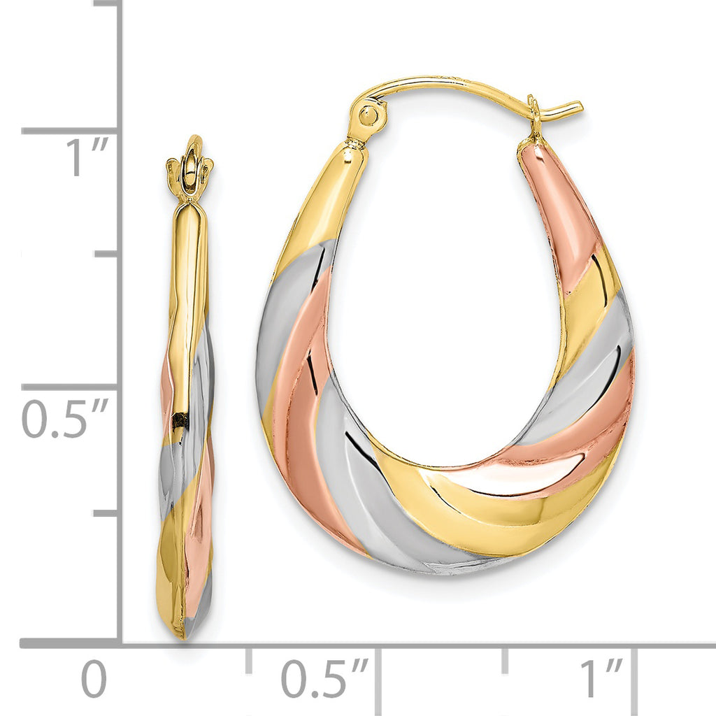 Scalloped Oval Hoop Earrings in 10K Yellow Gold