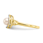 10K Fresh Water Cultured Pearl and Diamond Ring