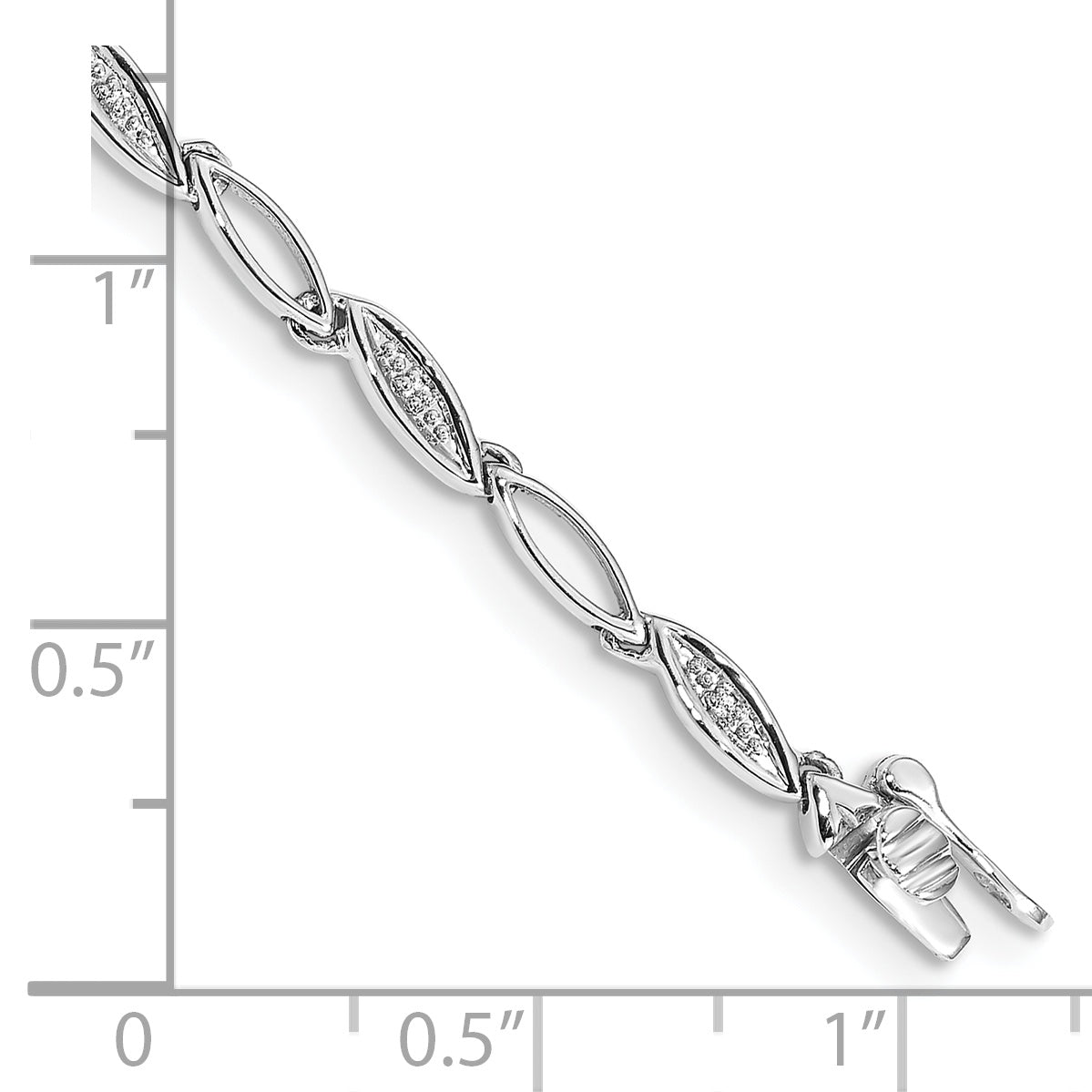 14k White Gold Diamond 7.5in Oval Link Bracelet