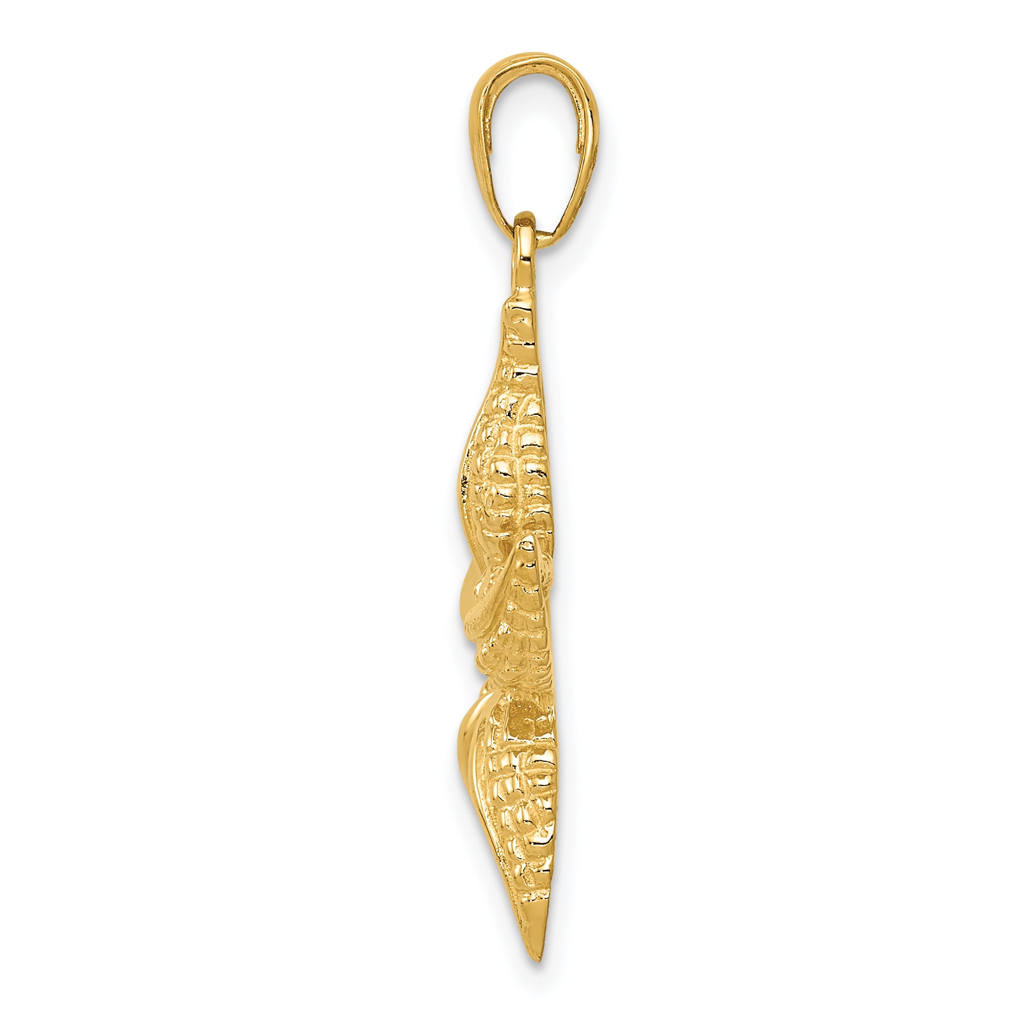 14K Gold Starfish Pendant for Men with Textured Design Secondary image
