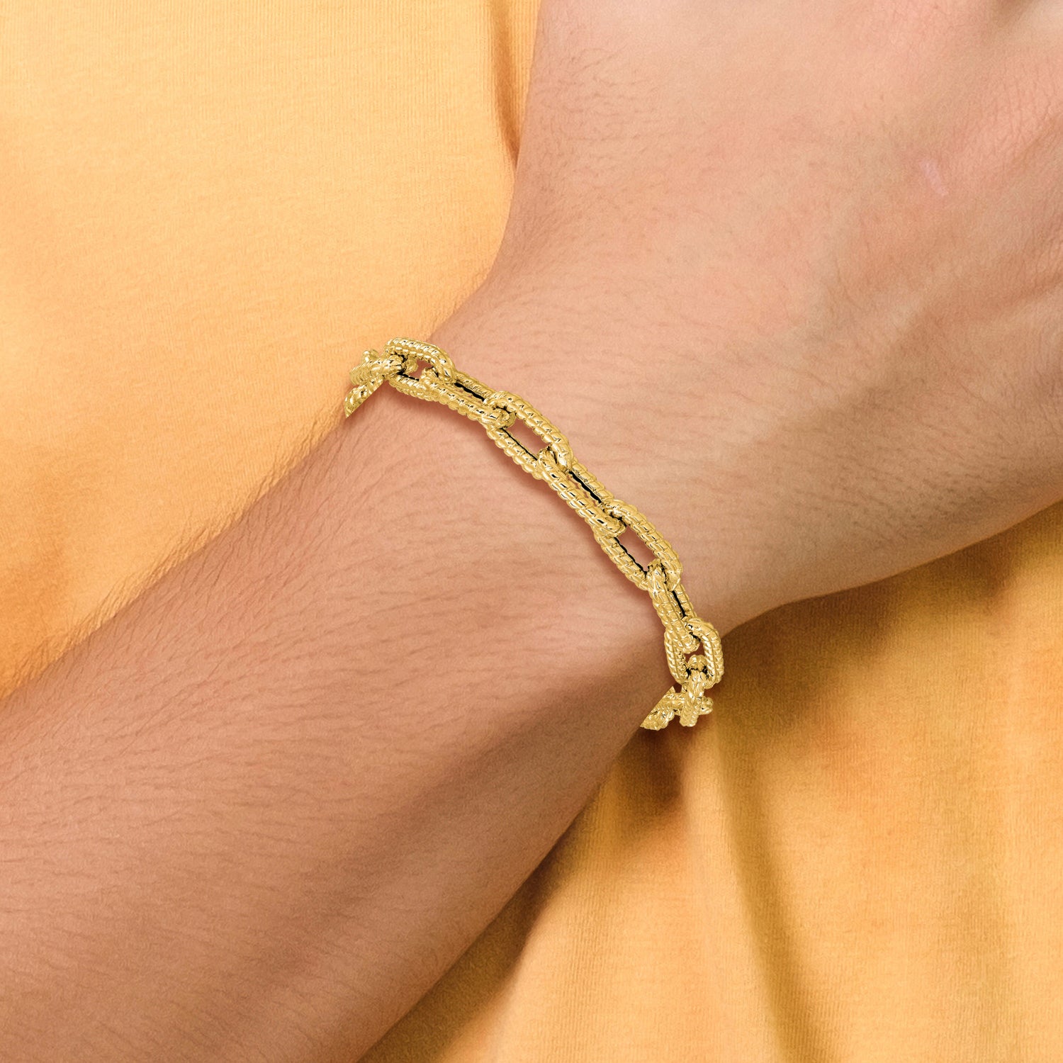 14K Textured Hollow Fancy Link Bracelet