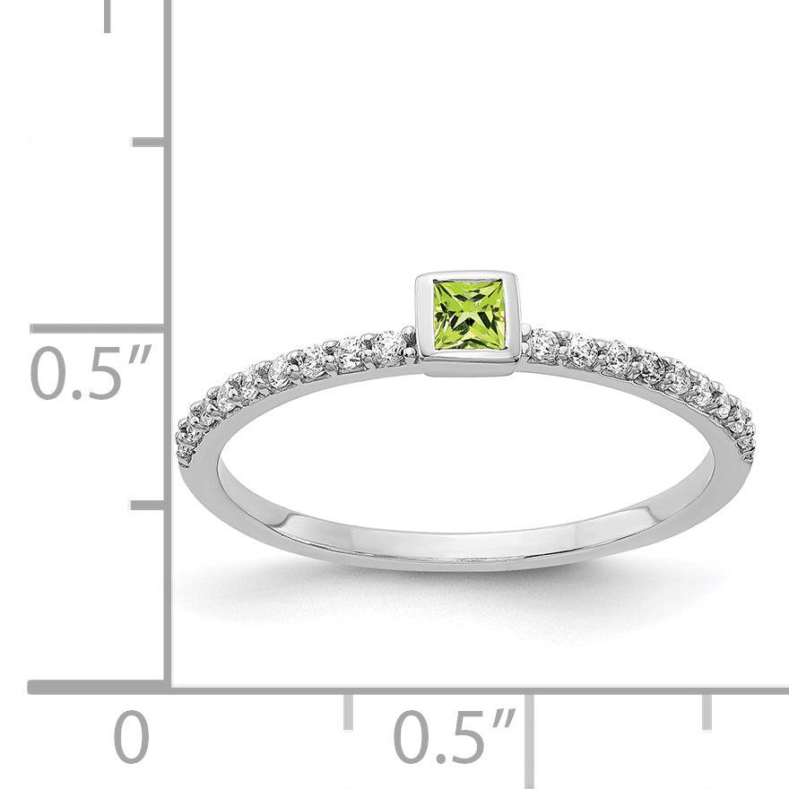 14k White Gold Diamond and Princess Peridot Ring Secondary image