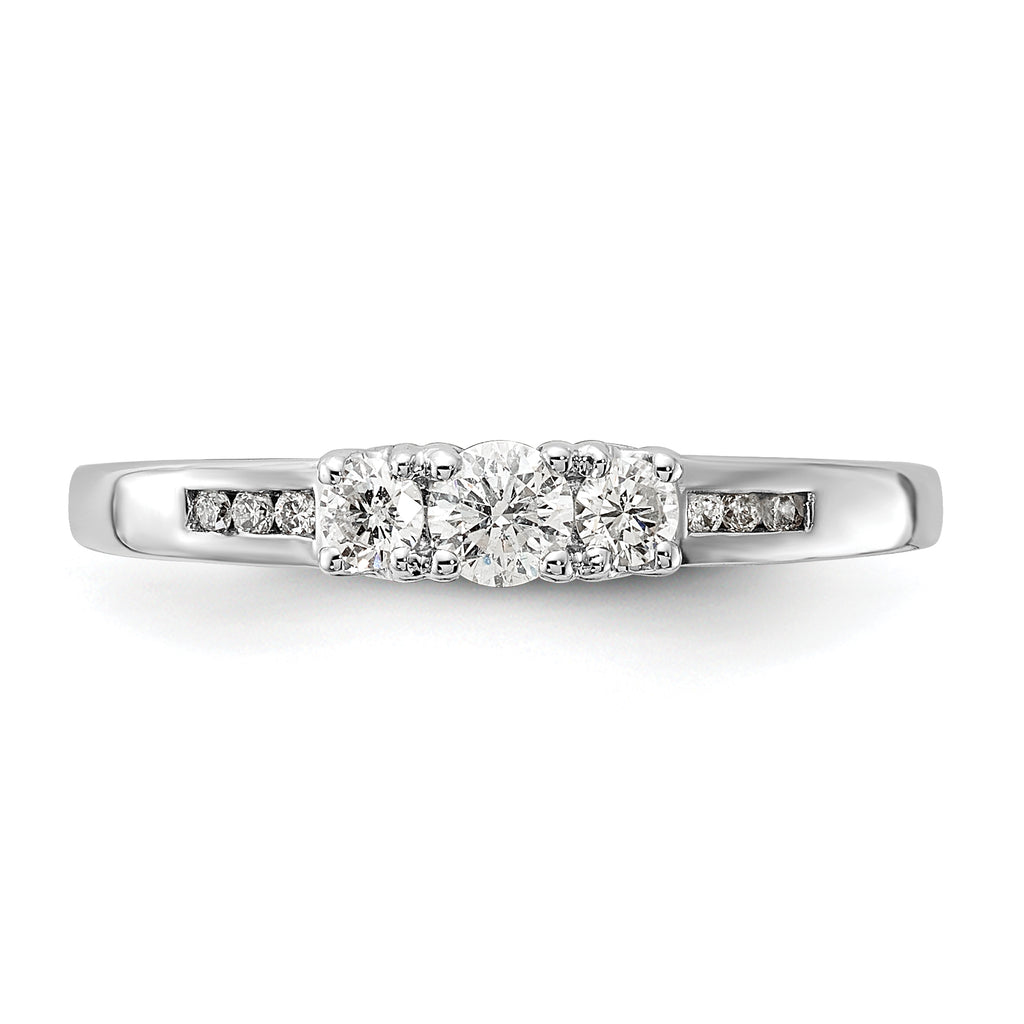 14k White Gold Diamond Ring