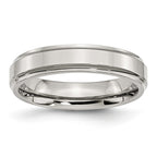 Ridged Edge Wedding Band in Stainless Steel, 5mm