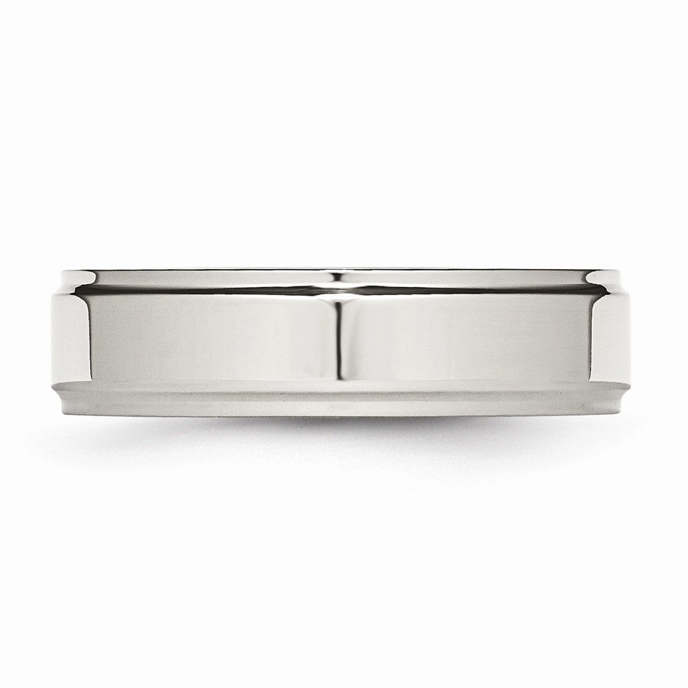 Ridged Edge Comfort-Fit Wedding Band in Stainless Steel, 6mm