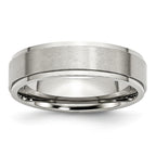 Ridged-Edge Comfort-Fit Wedding Band in Stainless Steel, 6mm