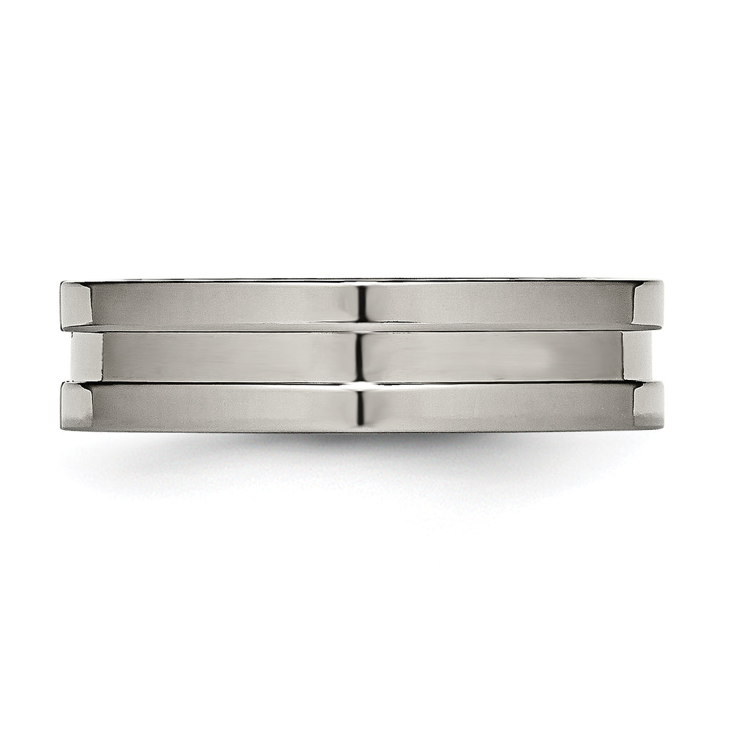 Grooved Wedding Band in Titanium, 6mm