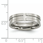 Grooved Wedding Band in Titanium, 6mm