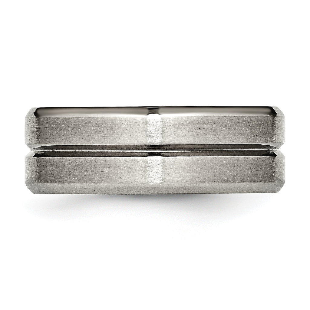 Grooved Beveled-Edge Wedding Band in Titanium, 8mm