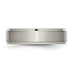 Ridged Edge Wedding Band in Titanium, 6mm