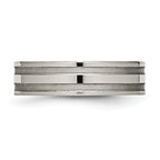 Grooved Wedding Band in Titanium, 6mm