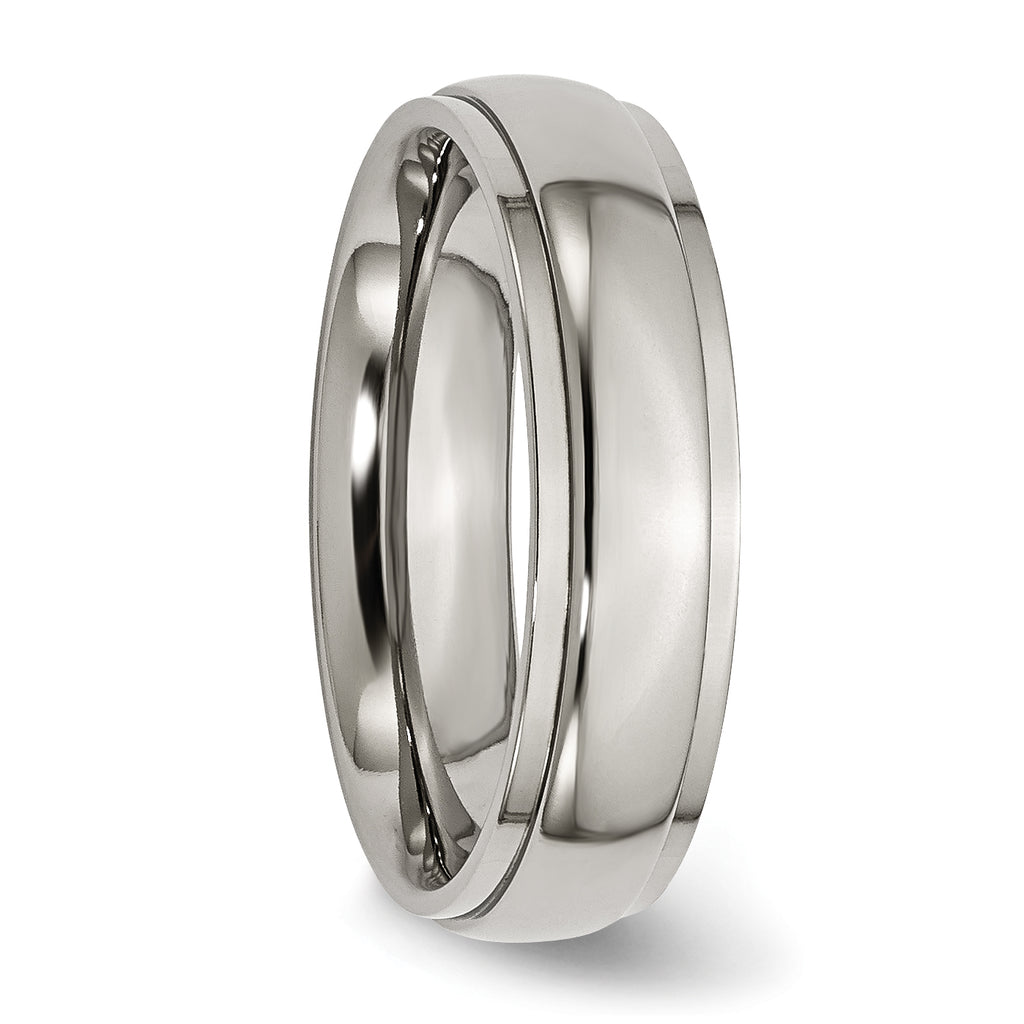 Ridged Edge Wedding Band in Titanium, 6mm