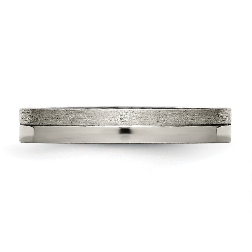 Grooved Wedding Band in Titanium, 4mm