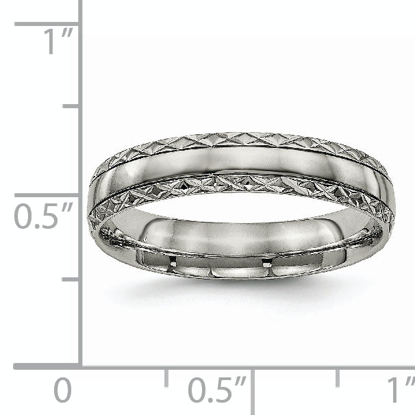 Criss-Cross Wedding Band in Titanium, 5mm