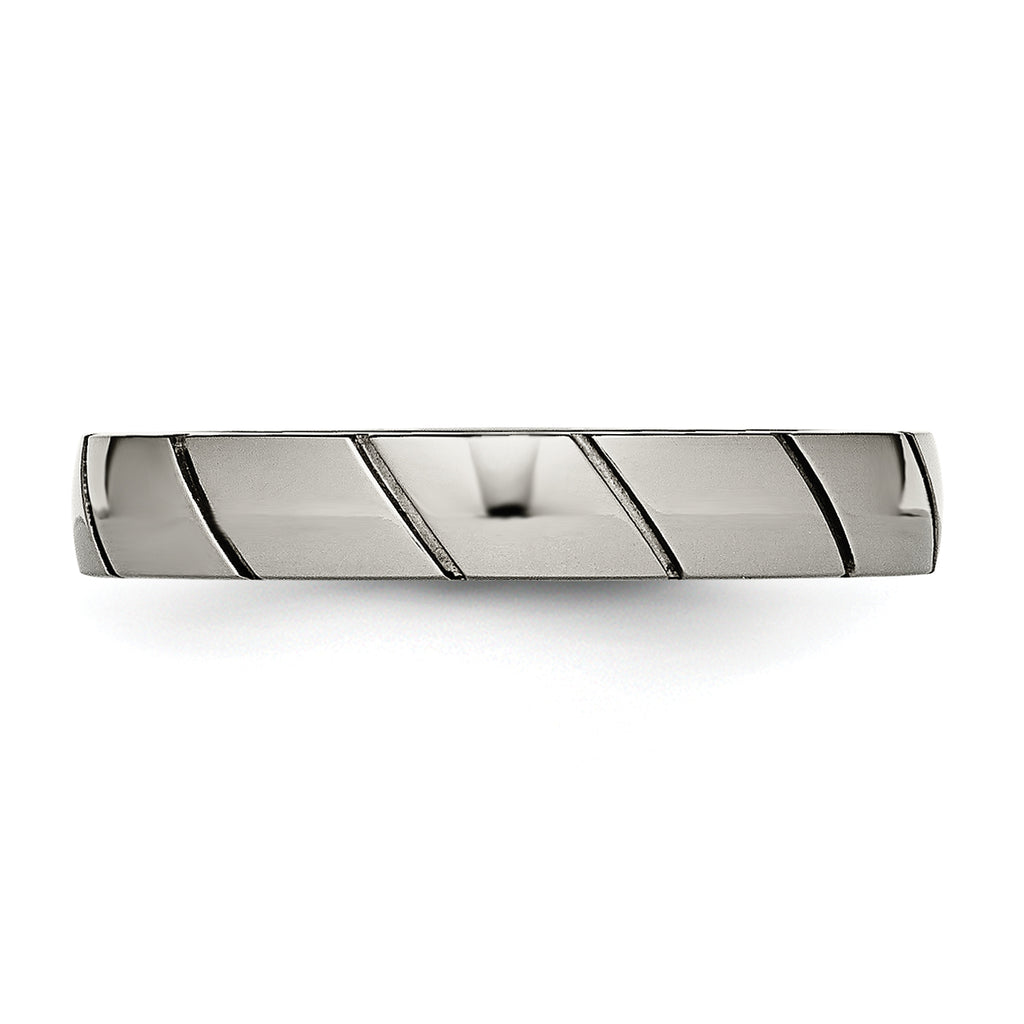 Grooved Wedding Band in Titanium, 4mm