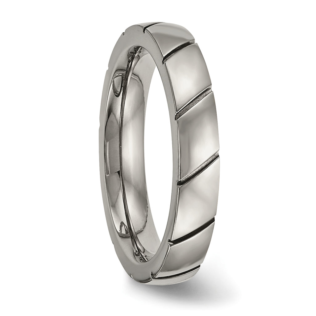 Grooved Wedding Band in Titanium, 4mm