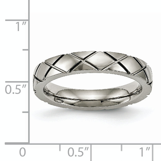 Criss-Cross Grooved Wedding Band in Titanium, 4mm