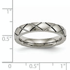 Criss-Cross Grooved Wedding Band in Titanium, 4mm
