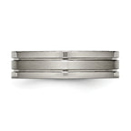 Grooved Wedding Band in Titanium, 6mm