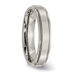 Ridged Edge Wedding Band in Titanium, 5mm