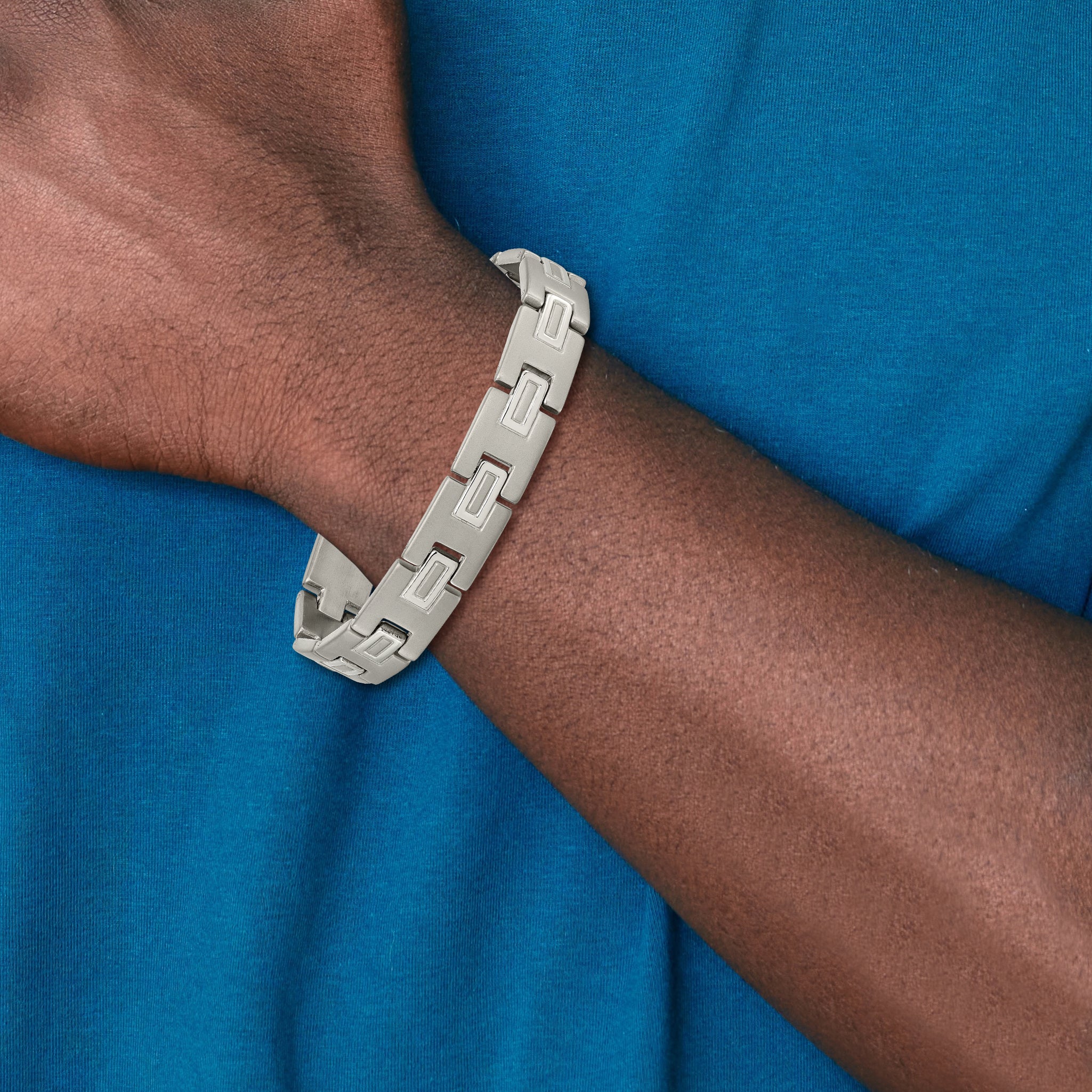 Brushed & Polished Bracelet in Titanium, 10mm